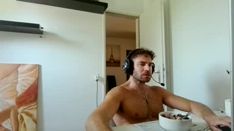 Snapshot of alphah_hunk chatting on June 29, 2026, 10:37 am alphah_hunk online show from June 29, 2026, 10:37 am