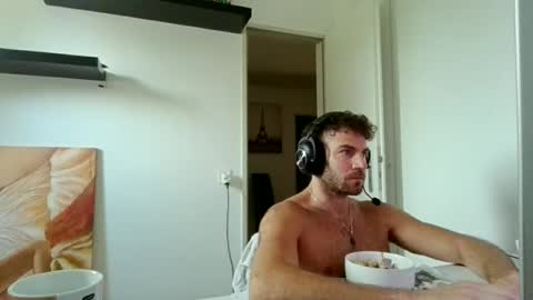 Snapshot of alphah_hunk chatting on June 30, 2026, 10:38 am alphah_hunk online show from June 30, 2026, 10:38 am