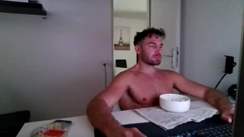 Snapshot of alphah_hunk chatting on July 5, 2026, 10:22 am alphah_hunk online show from July 5, 2026, 10:22 am