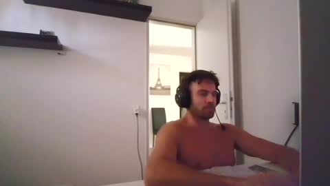 Snapshot of alphah_hunk chatting on July 7, 2026, 12:09 pm alphah_hunk online show from July 7, 2026, 12:09 pm