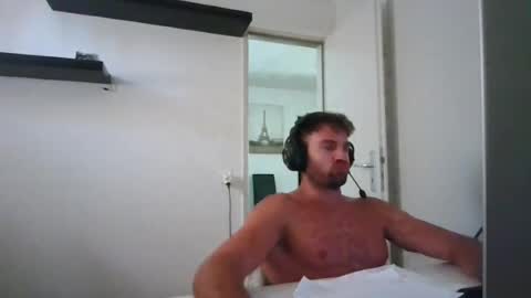 Snapshot of alphah_hunk chatting on July 13, 2026, 1:14 pm alphah_hunk online show from July 13, 2026, 1:14 pm
