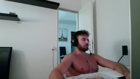 Snapshot of alphah_hunk chatting on July 22, 2026, 8:39 am alphah_hunk online show from July 22, 2026, 8:39 am