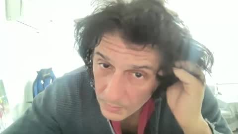 Snapshot of alphandre chatting on February 3, 2025, 2:02 pm AlphAndre online show from February 3, 2025, 2:02 pm