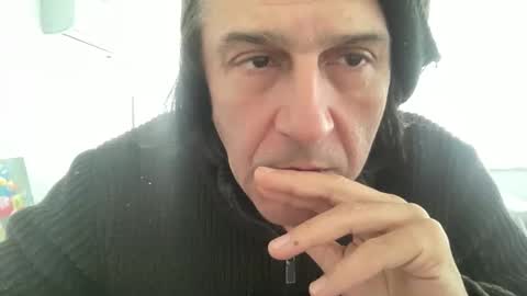 Snapshot of alphandre chatting on February 27, 2025, 9:22 am AlphAndre online show from February 27, 2025, 9:22 am