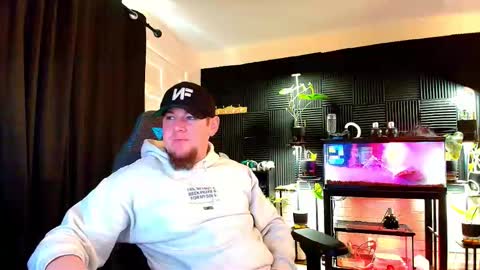 Snapshot of alphanuts101 chatting on November 7, 2025, 6:52 pm Ryno online show from November 7, 2025, 6:52 pm