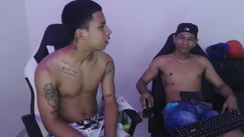 alphas_latins online show from March 19, 2026, 7:07 pm