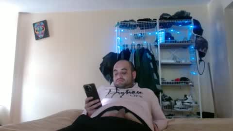 Snapshot of alphaswitchard chatting on December 21, 2024, 8:43 pm ur god online show from December 21, 2024, 8:43 pm