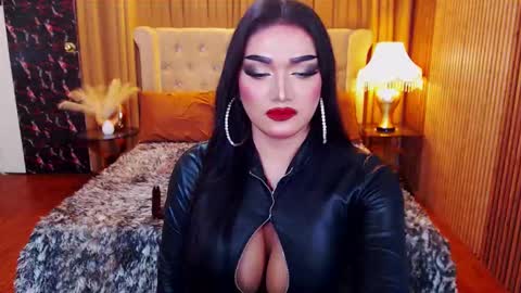 Alura Jhenson online show from September 12, 2025, 7:14 pm