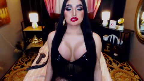 Snapshot of alurajhenson chatting on May 28, 2026, 7:55 pm Alura Jhenson online show from May 28, 2026, 7:55 pm
