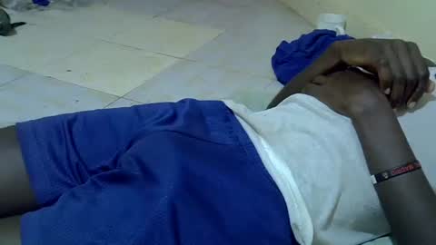 Snapshot of alwayshorny2567 chatting on October 17, 2025, 8:39 am alwayshorny2567 online show from October 17, 2025, 8:39 am