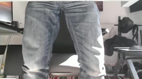 alwaysupforit12 online show from September 12, 2025, 2:28 pm