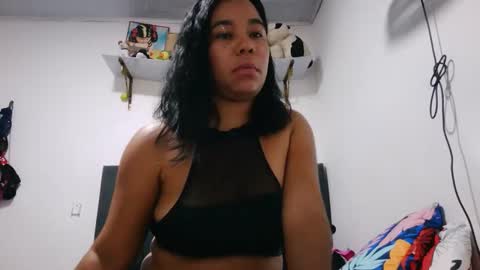 analia online show from February 15, 2026, 2:19 am