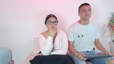Snapshot of aly_n_sebas chatting on May 20, 2026, 12:28 am aly_n_sebas online show from May 20, 2026, 12:28 am