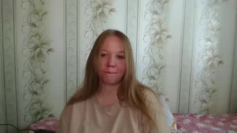 alya764770 online show from May 15, 2026, 11:56 pm