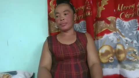 alypierette online show from October 31, 2025, 9:32 am