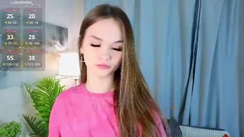 Snapshot of alyshaplescia chatting on July 18, 2026, 4:11 pm Mona online show from July 18, 2026, 4:11 pm