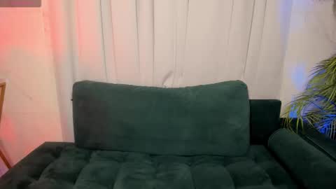 Alysia online show from February 2, 2026, 1:26 am