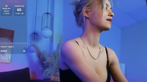 Alysia online show from April 28, 2026, 2:27 am