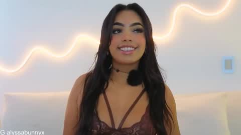 Snapshot of alyssa_bunnyx chatting on March 18, 2026, 4:10 pm . online show from March 18, 2026, 4:10 pm