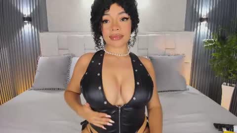 Snapshot of alyssa_houston chatting on July 2, 2026, 8:15 pm Alyssa Ig lw eve online show from July 2, 2026, 8:15 pm