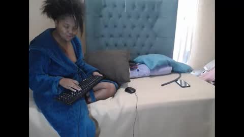 alyssabrownx online show from May 1, 2026, 6:07 am