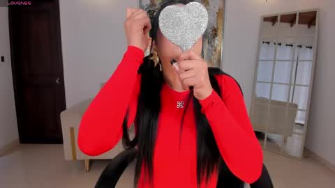 Snapshot of alyssadean_ chatting on May 13, 2026, 11:51 am Aly online show from May 13, 2026, 11:51 am