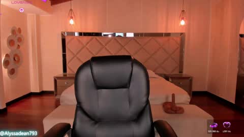 Snapshot of alyssadean_ chatting on June 3, 2026, 2:33 pm Aly online show from June 3, 2026, 2:33 pm
