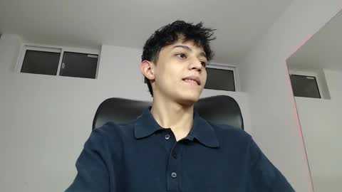 alyxen online show from March 30, 2026, 8:21 pm