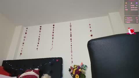 Isabella online show from February 15, 2025, 10:52 pm