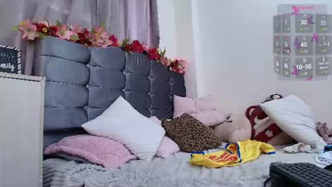 Snapshot of amabella_w chatting on July 20, 2026, 10:34 pm Isabella online show from July 20, 2026, 10:34 pm