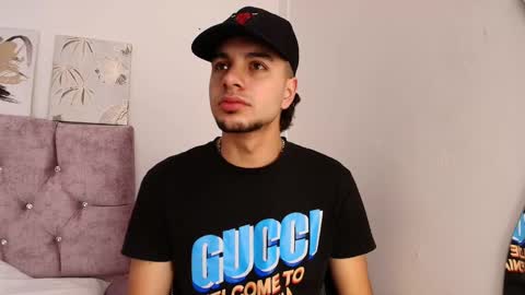 Snapshot of amadeo_wild chatting on February 2, 2025, 12:57 pm Amadeo Wild online show from February 2, 2025, 12:57 pm