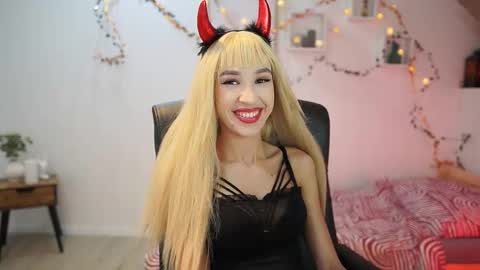 Snapshot of amai__liu chatting on October 31, 2025, 7:37 pm Amai Liu online show from October 31, 2025, 7:37 pm