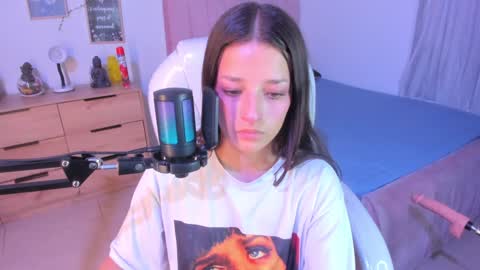 Snapshot of amaia_daniells chatting on February 5, 2025, 4:16 am B I A N C A online show from February 5, 2025, 4:16 am