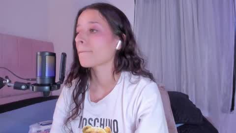 Snapshot of amaia_daniells chatting on February 15, 2025, 7:06 am B I A N C A online show from February 15, 2025, 7:06 am