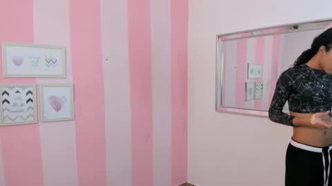 Snapshot of amaia_monroe chatting on May 31, 2026, 1:58 am amaia_monroe online show from May 31, 2026, 1:58 am