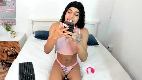 Snapshot of amaia_monroe chatting on June 22, 2026, 4:31 am amaia_monroe online show from June 22, 2026, 4:31 am