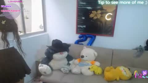 Amaia online show from July 8, 2026, 1:04 pm