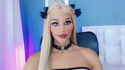 Snapshot of amal_baddel_ chatting on December 18, 2024, 4:42 am amal_baddel_ online show from December 18, 2024, 4:42 am