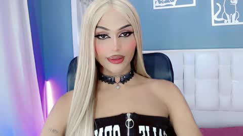 Snapshot of amal_baddel_ chatting on January 9, 2025, 7:10 am amal_baddel_ online show from January 9, 2025, 7:10 am