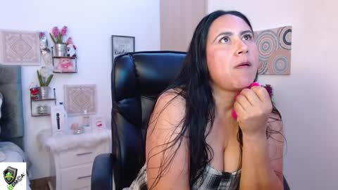 AMALIA online show from January 2, 2025, 11:27 pm