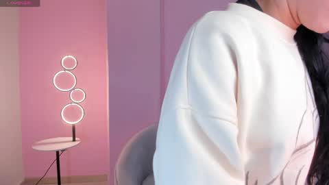 Snapshot of amalia_cruss chatting on June 8, 2026, 12:14 am Amalia cruss online show from June 8, 2026, 12:14 am