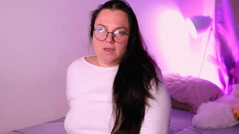 amalia_minkxx online show from November 6, 2025, 3:40 am