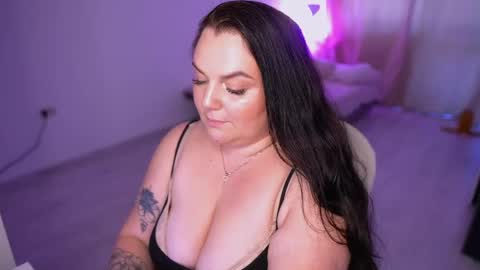 amalia_minkxx online show from May 24, 2026, 12:43 pm