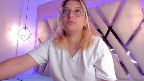 Amalia Im Back See you soon this January 7 at 10 pm Colombia time online show from January 28, 2025, 8:25 am