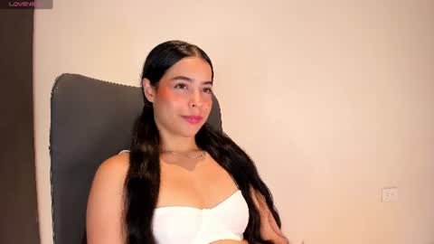 Amalia    real MIA  online show from June 25, 2026, 5:12 am