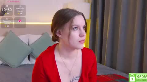 Amalia online show from December 14, 2025, 1:27 pm