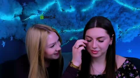 Amalia online show from April 22, 2026, 8:10 pm