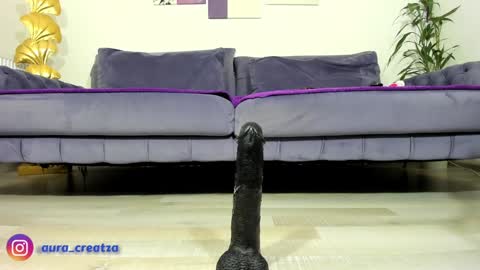 Amalia Nilsson  online show from January 13, 2026, 3:06 pm