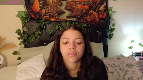 Snapshot of amand1_sweet chatting on January 18, 2026, 1:37 pm online show from January 18, 2026, 1:37 pm