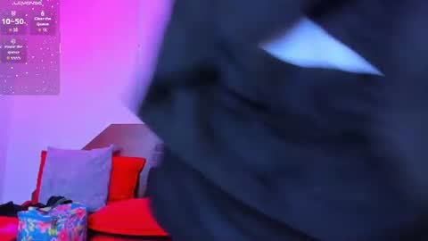 amanda29_ online show from June 10, 2026, 7:02 pm